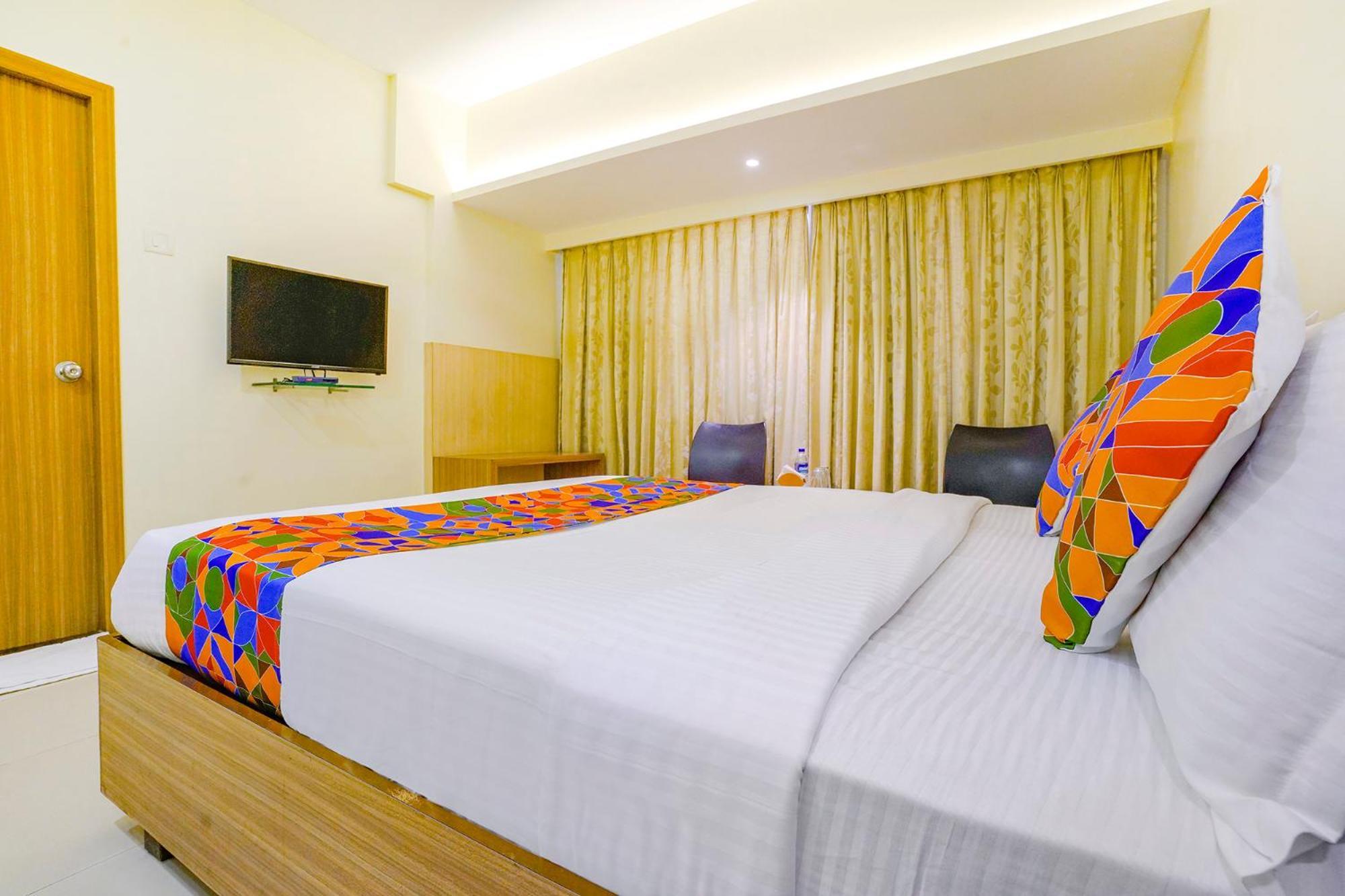 Fabexpress Kuber - Nr Apmc Vashi, Navi Mumbai Hotel Exterior photo